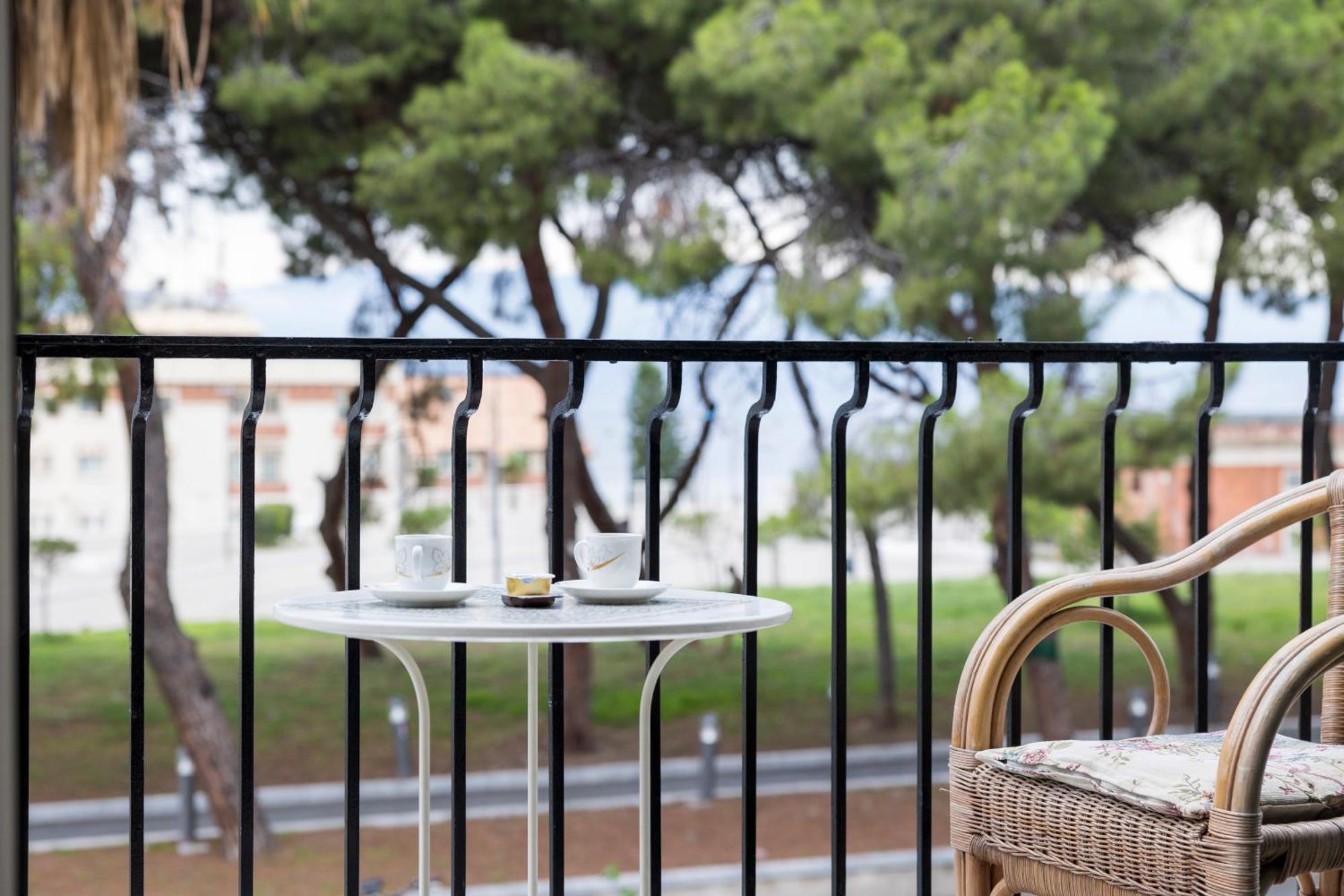 Il Balcone Sullo Stretto Bed & Breakfast Reggio di Calabria Ngoại thất bức ảnh