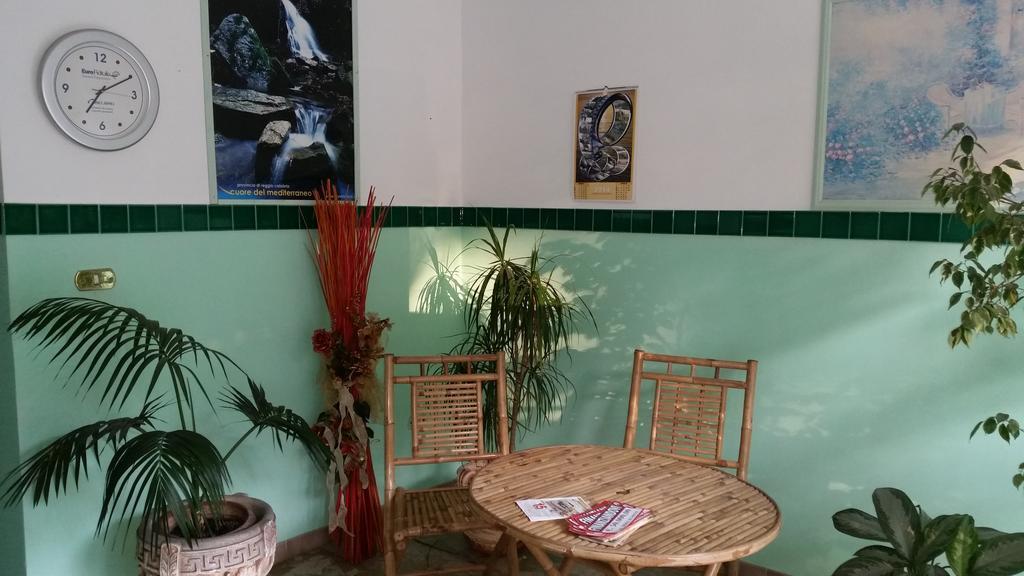Il Balcone Sullo Stretto Bed & Breakfast Reggio di Calabria Ngoại thất bức ảnh